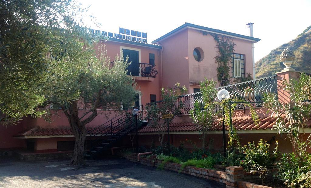 Hotel Villa Sirina تاورمينا المظهر الخارجي الصورة