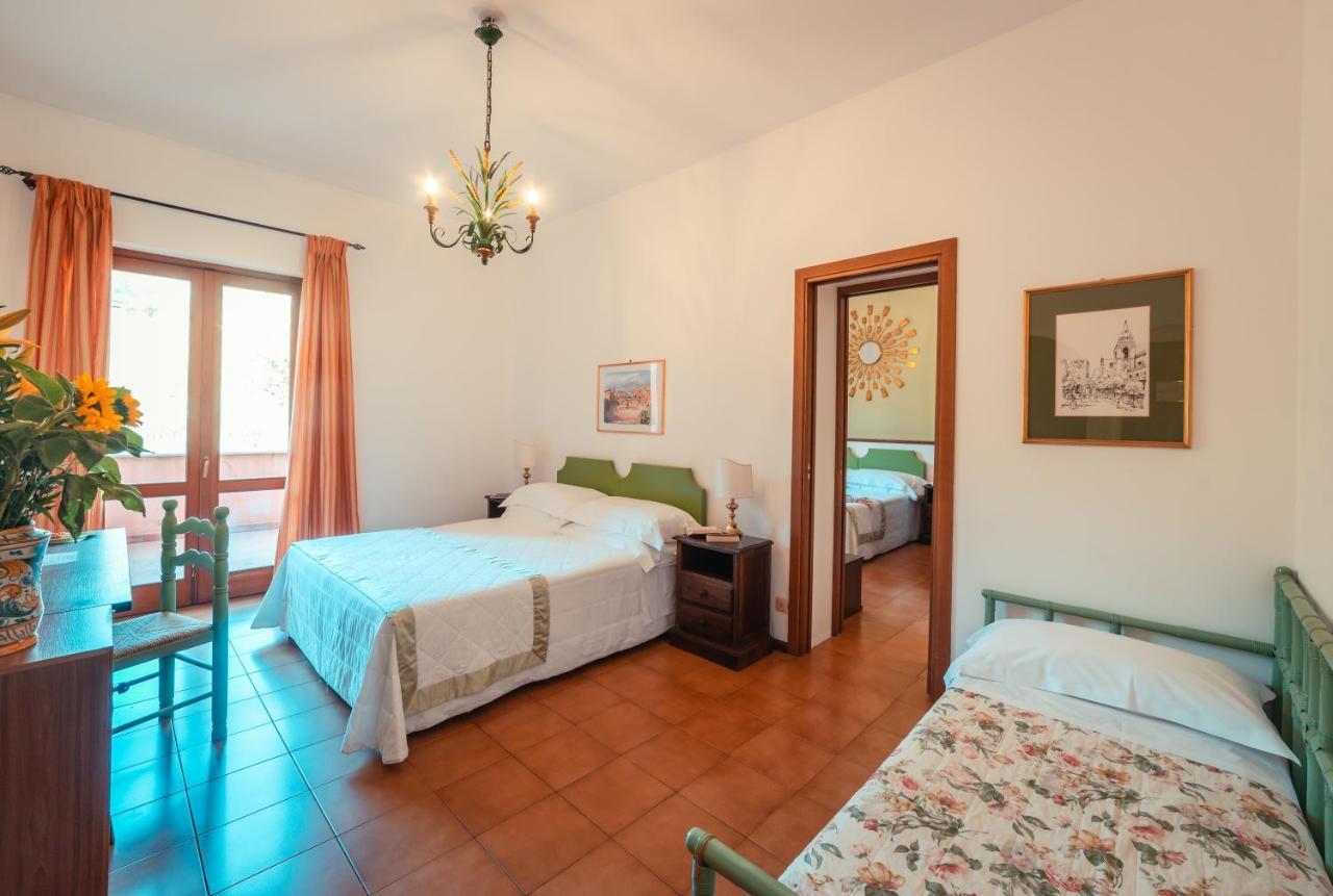 Hotel Villa Sirina تاورمينا المظهر الخارجي الصورة