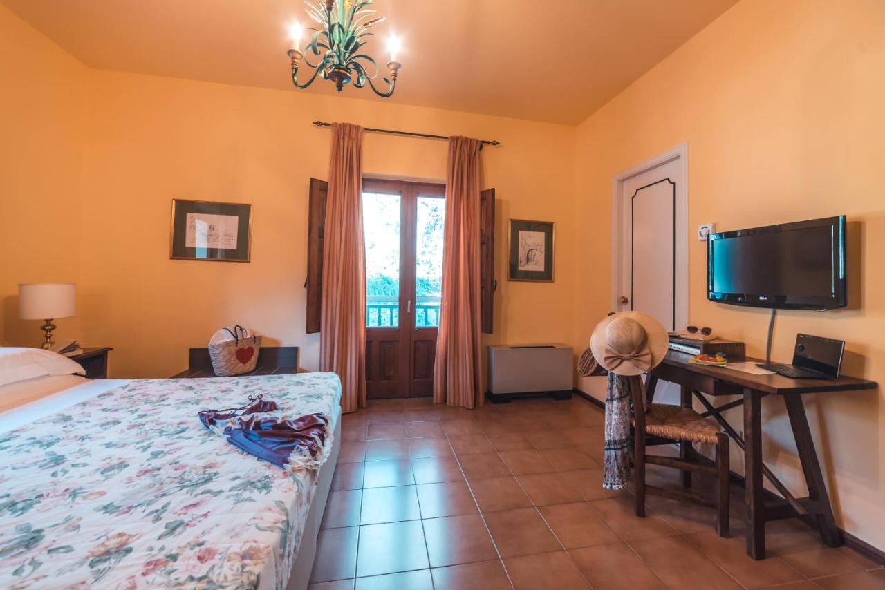 Hotel Villa Sirina تاورمينا المظهر الخارجي الصورة